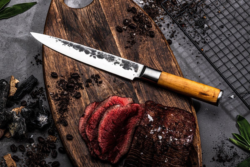 Couteau à viande forgé à olives