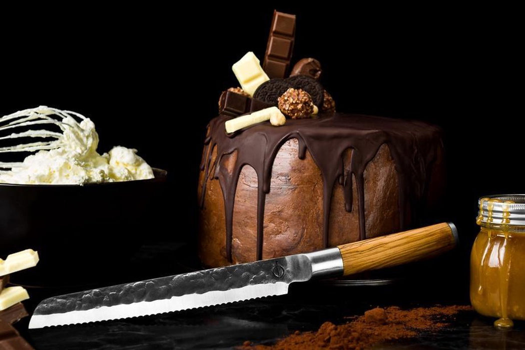 Couteau à pain forgé en olive