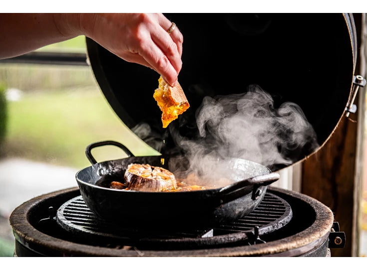 Forged Essentials bakpan Ø24 met dubbele handgrepen voor alle vuren incl. inductie